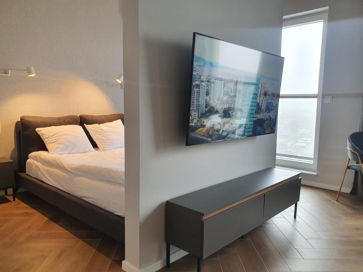 15 Pietro Sokolska 30 Towers Apartments - New- Lux- Parking- Sauna- Gym- And Good View From 15Th Floor Katowice Ngoại thất bức ảnh